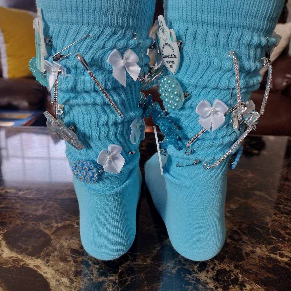 Junk Socks - Picture 3 of 4